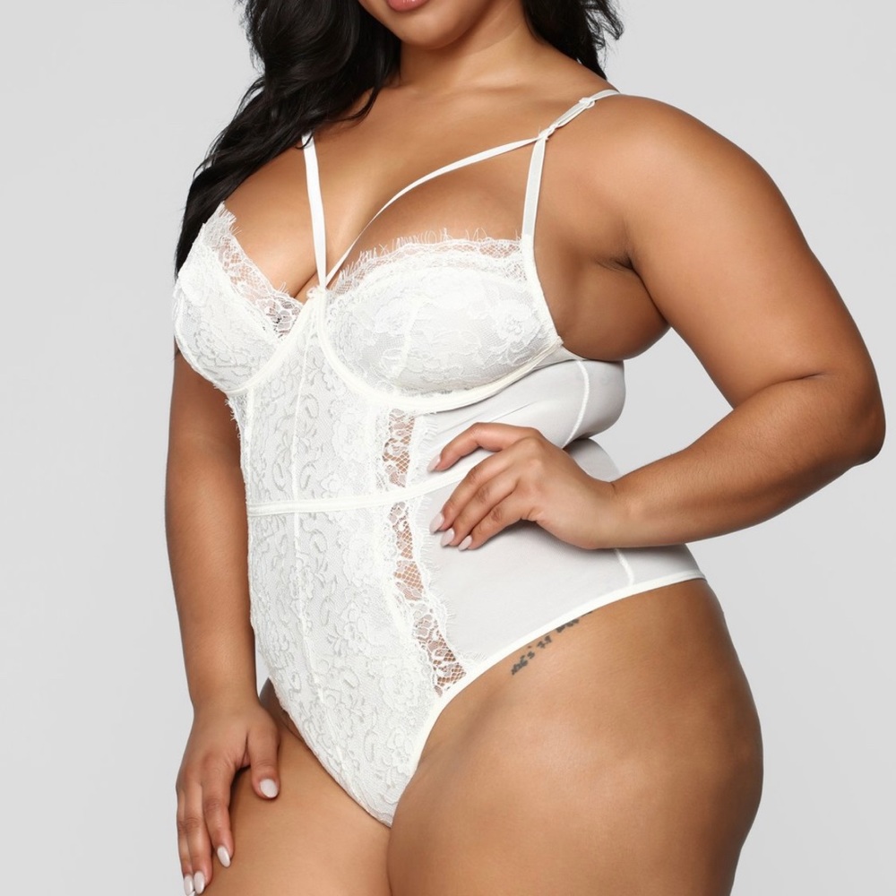 Lingerie lace teddy/ bodysuit 1 black 1 off white